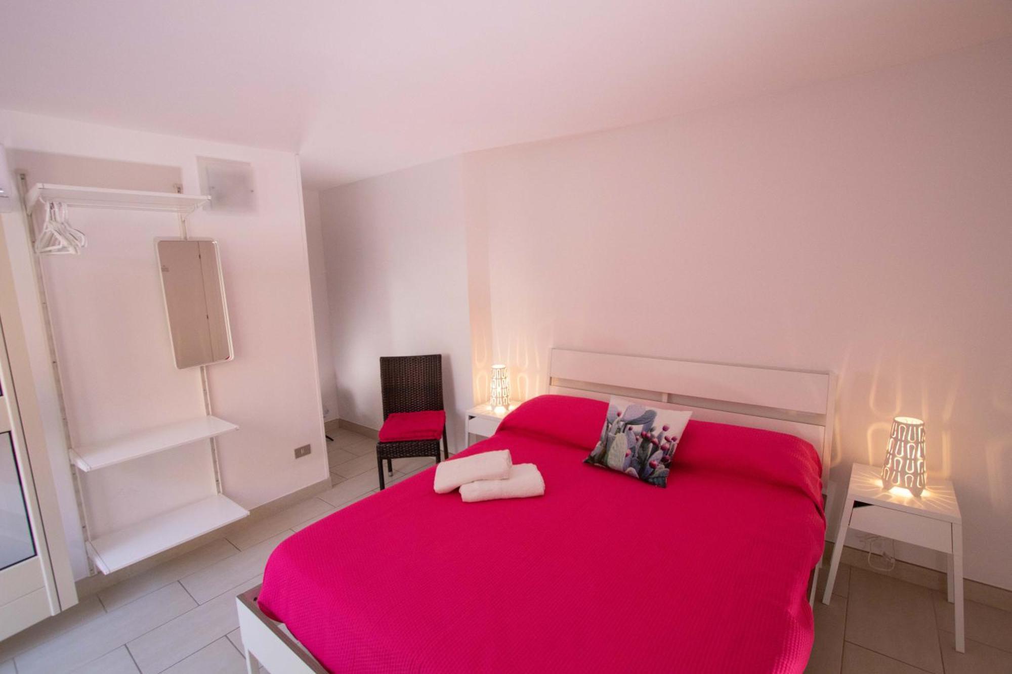 Le Torrette Rooms And Apartments Avola Eksteriør billede